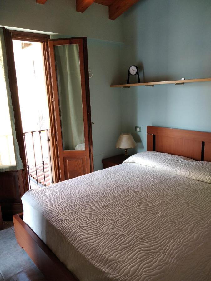 Il Giardino Di Laura Apartment Toscolano Maderno Exterior foto
